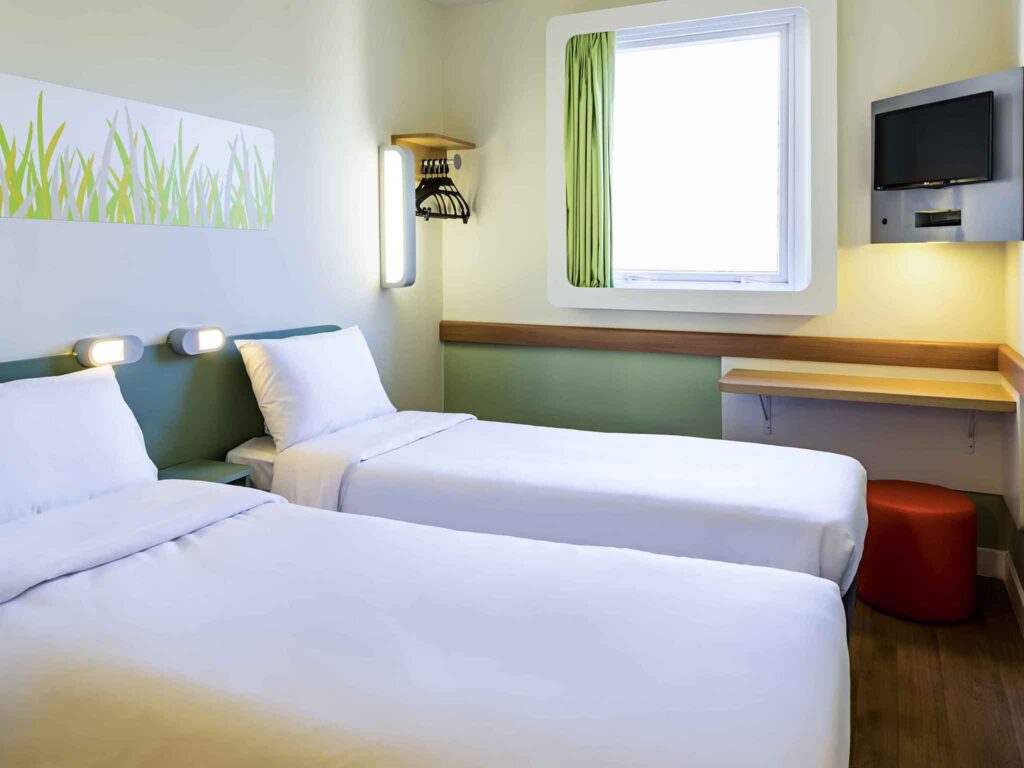 http://www.accorhotels.com/9600